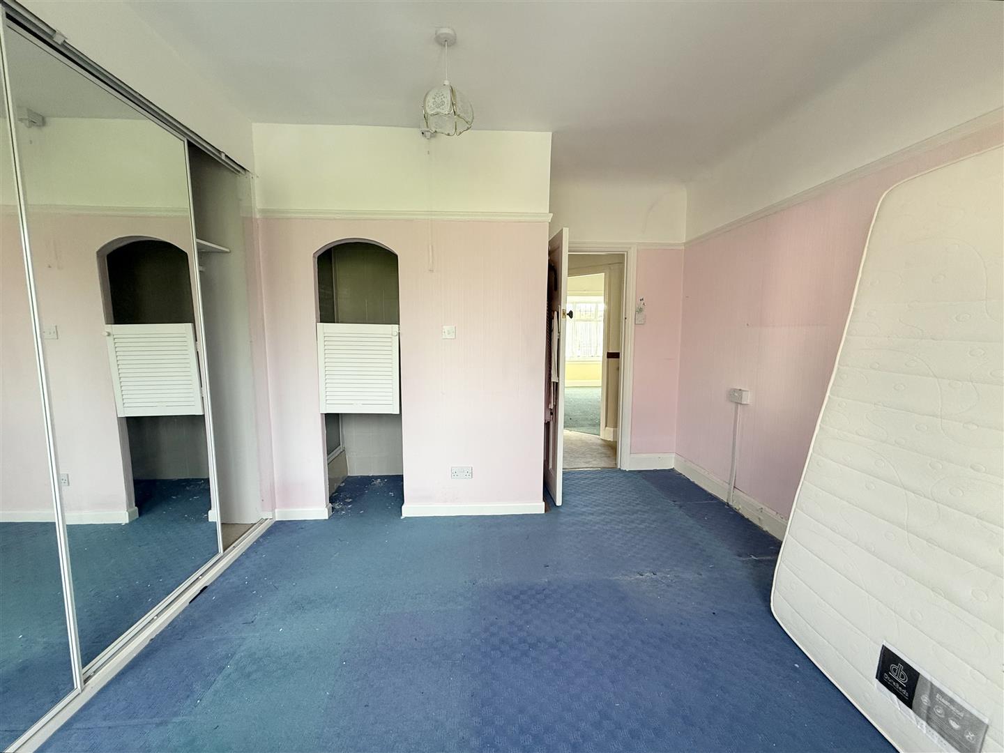 Lon Cae Banc, Sketty, Swansea, SA2 9EF